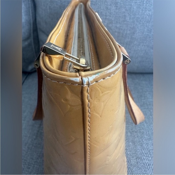 LOUIS VUITTON HOUSTON VERNIS MONOGRAM DAMIER YELLOW GOLD SHOULDER TOTE BAG - Picture 7 of 16